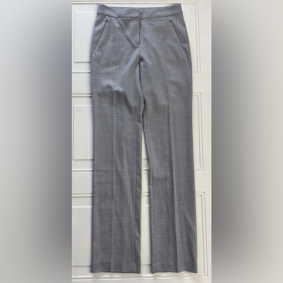 Elie Tahari Pants - Elie Tahari NWT Women’s Sz 2 Leena Pant Gray Wool Pleated Trousers